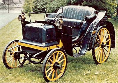 1897 V-twin Panhard powered by the Daimler Phonix engine